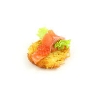 2513. Lightly salted salmon with crispy potato rösti
